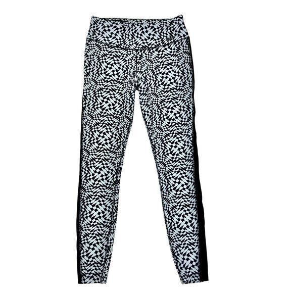 Nike Legendary Athletic Leggings M Black Gray Print Performance Workout Stretchy - Picture 3 of 16